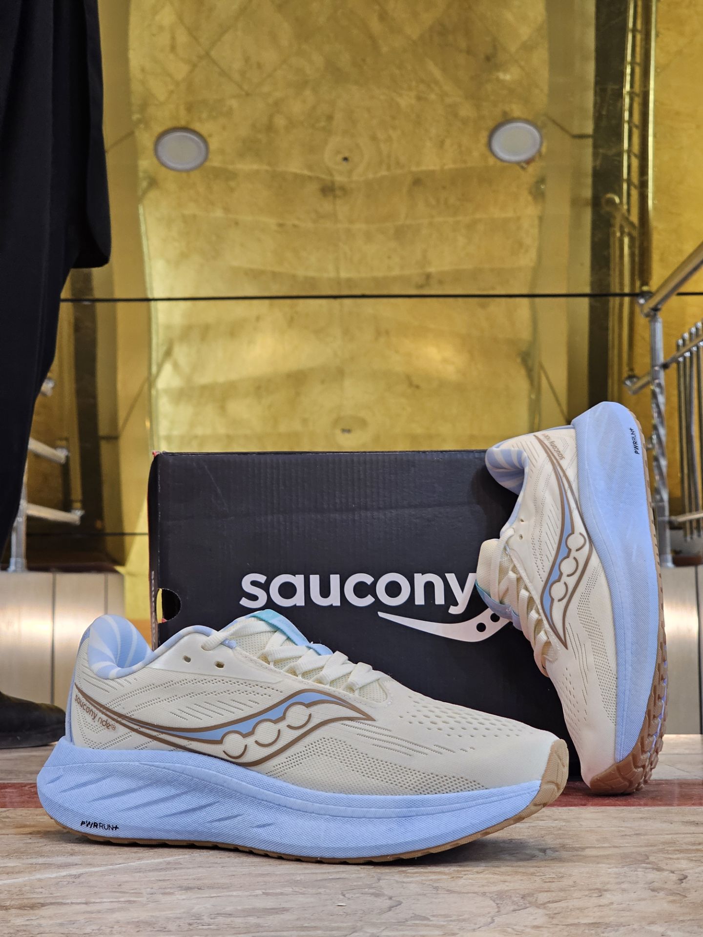 کتونی رانینگ ساکونی راید 18 مسترکوالیتی/سایز ۴۰ الی ۴۵/ Saucony Ride 18 / فروش عمده و تک