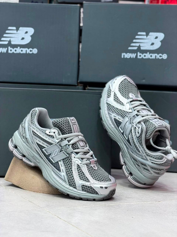 کتونی نیوبالانس 1906 مسترکوالیتی /سایز 38 الی ۴۵/New Balance 1906/ فروش عمده و تک