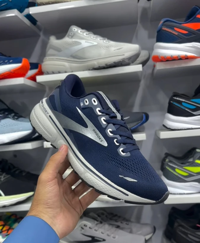 کتونی بروکس گاست 15 مسترکوالیتی/Brooks Ghost 15/ سایز 38 الی 45/ فروش عمده و تک