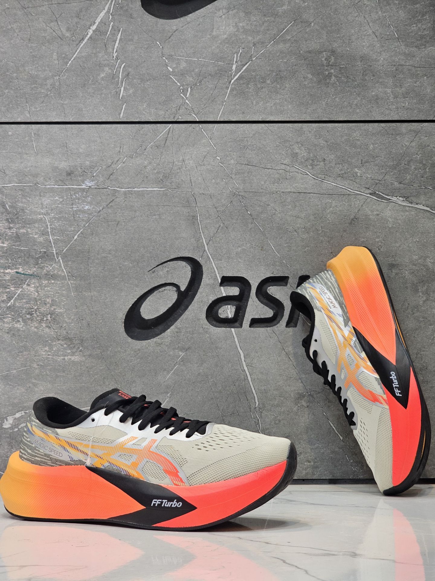کتونی اسیکس مجیک اسپید مسترکوالیتی /سایز 40 الی 45/Asics Magic Speed / فروش عمده و تک