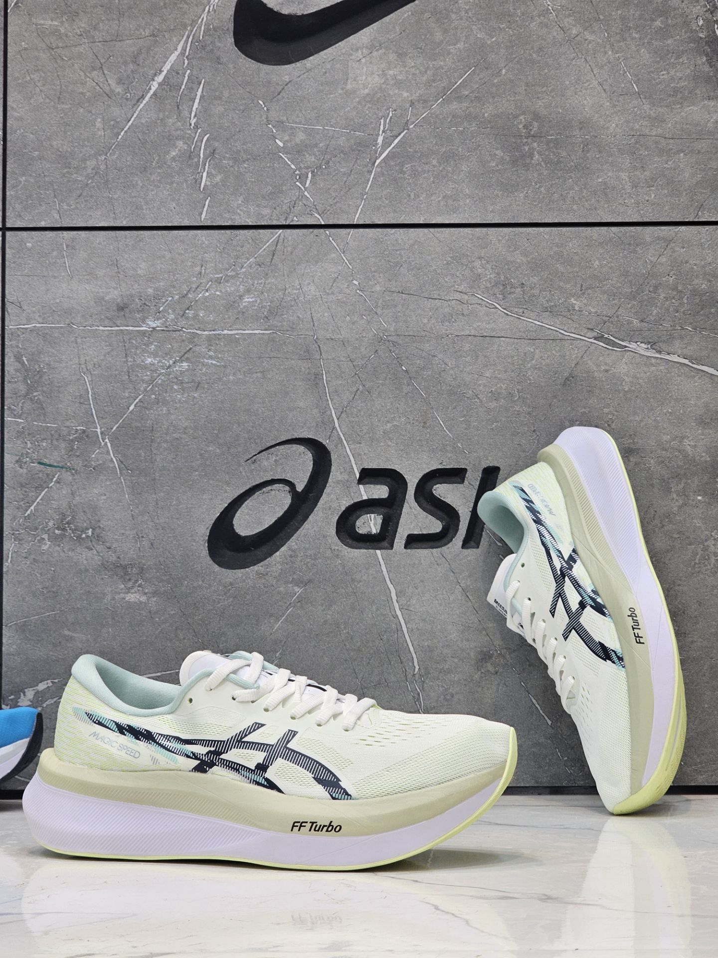 کتونی اسیکس مجیک اسپید مسترکوالیتی /سایز 40 الی 45/Asics Magic Speed / فروش عمده و تک