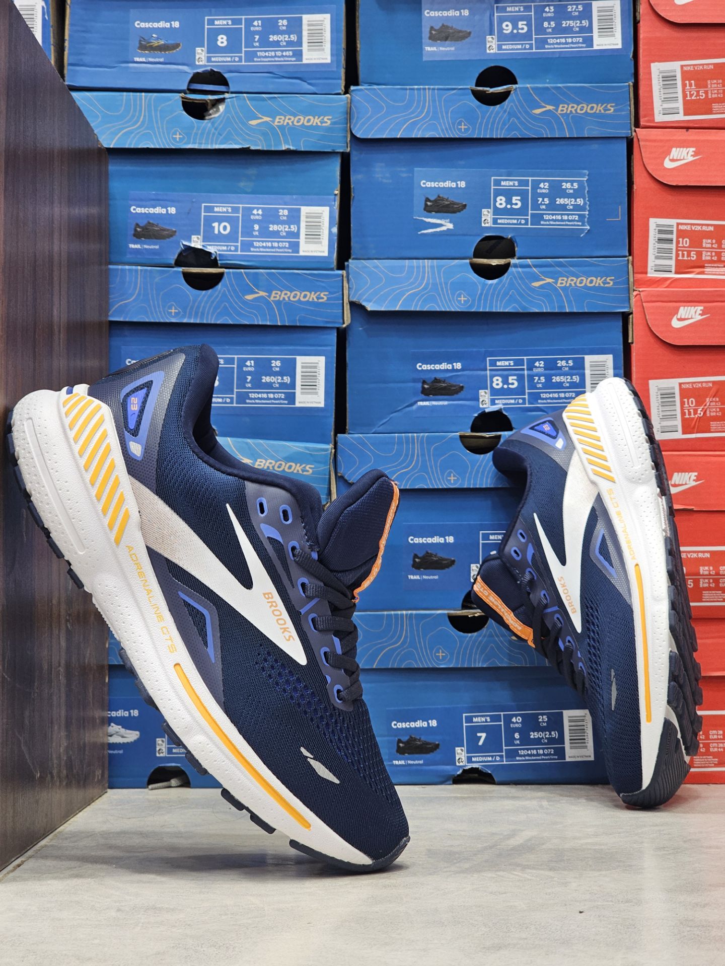 کتونی  بروکس ادرنالین 23 مسترکوالیتی/ سایز 40 تا 45/Brooks Adrenaline 23/ فروش عمده و تک