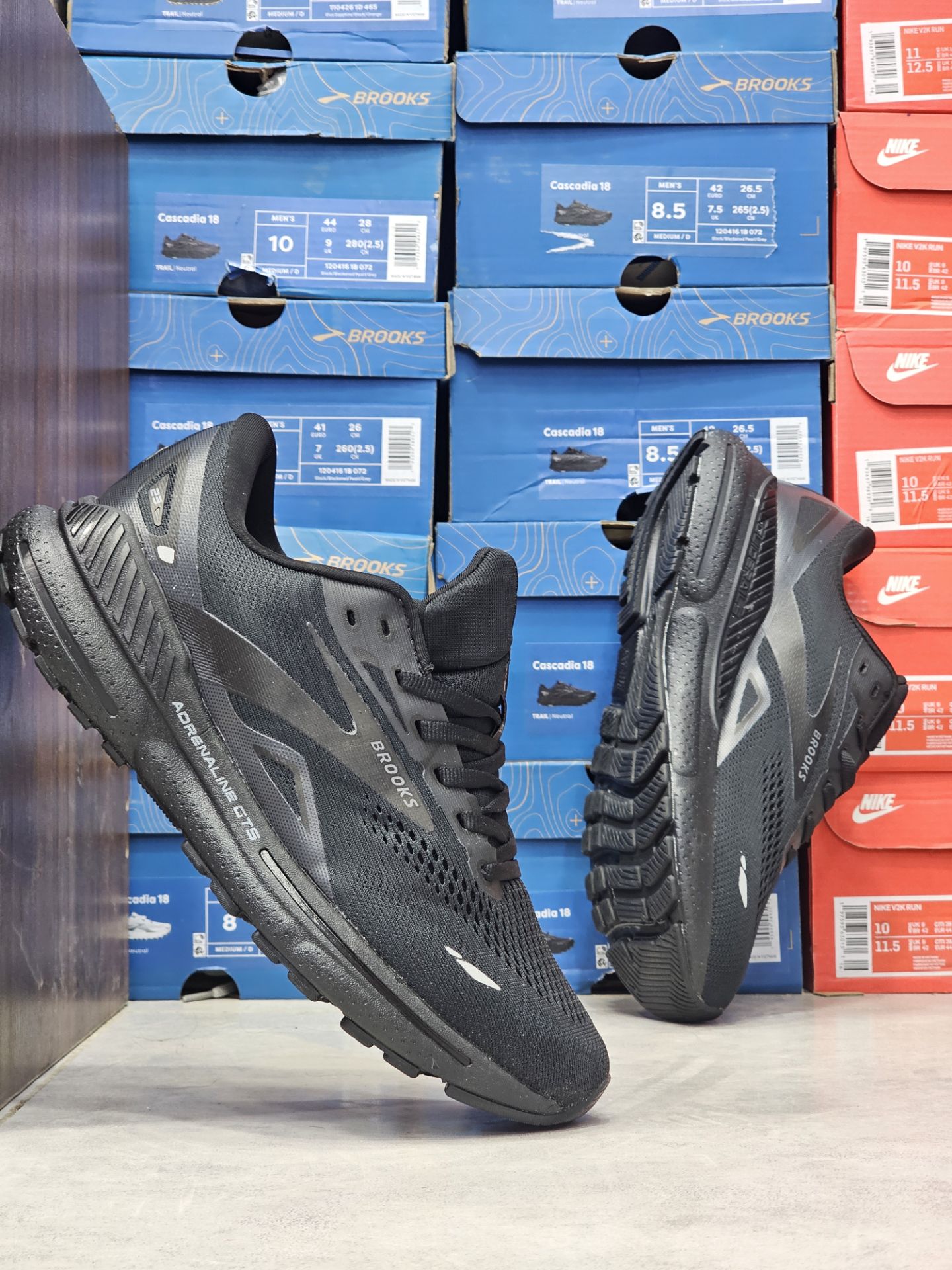 کتونی  بروکس ادرنالین 23 مسترکوالیتی/ سایز 40 تا 45/Brooks Adrenaline 23/ فروش عمده و تک