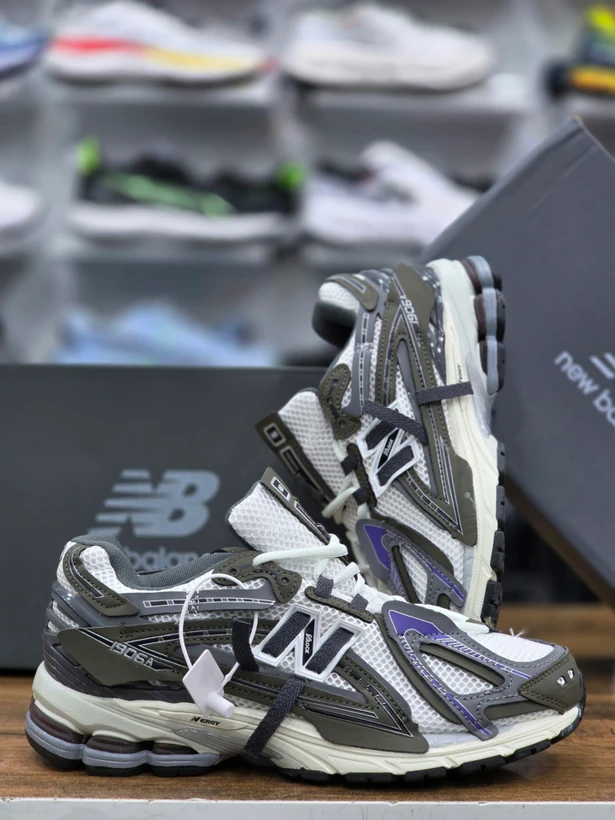 کتونی نیوبالانس 1906 مسترکوالیتی /سایز 38 الی ۴۵/New Balance 1906/ فروش عمده و تک