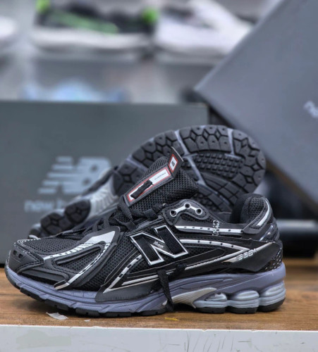 کتونی نیوبالانس 1906 مسترکوالیتی /سایز 38 الی ۴۵/New Balance 1906/ فروش عمده و تک