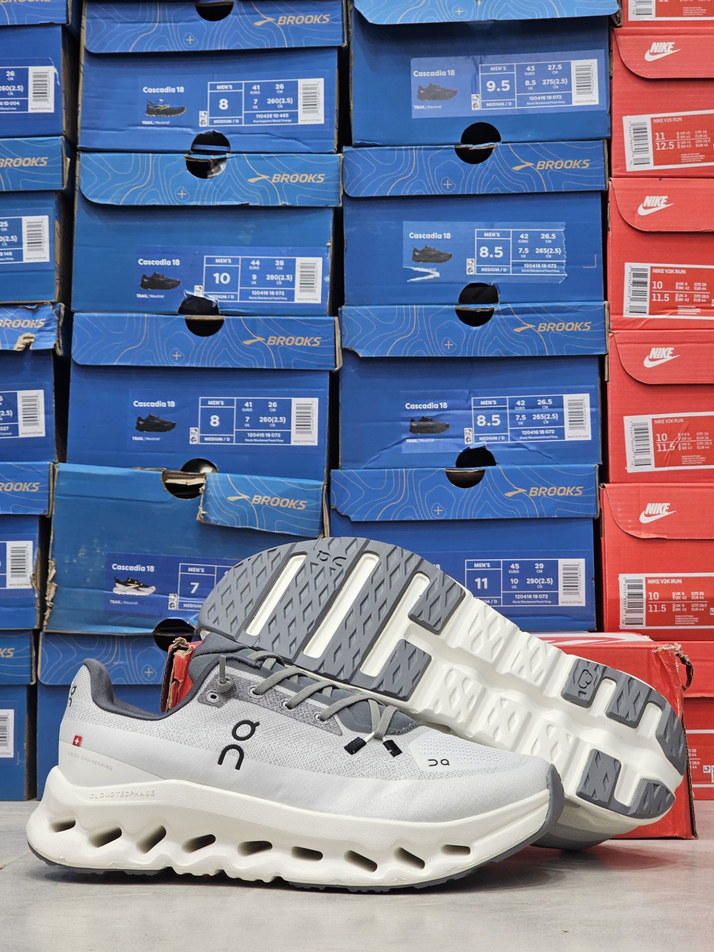کتونی آن رانینگ کیوسی کلودتیلت مسترکوالیتی/On Running Cloudtilt/ سایز 38 الی 45/ فروش عمده و تک