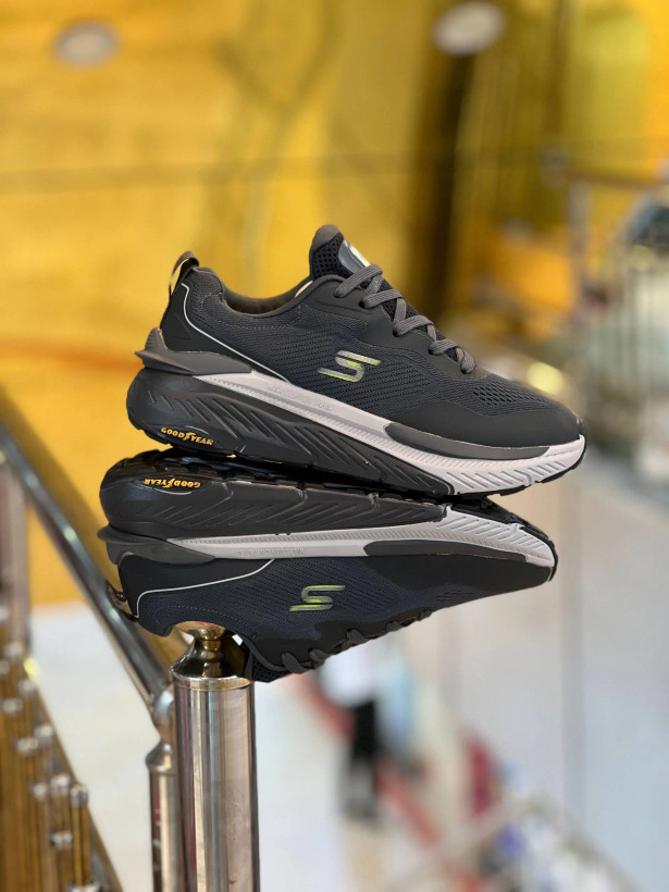 کفشی اسکیچرز طبی گود یر اسلیپ اینز مسترکوالیتی /Skechers Slip-ins Good Year/ سایز 40 الی 45/ فروش عمده و تک