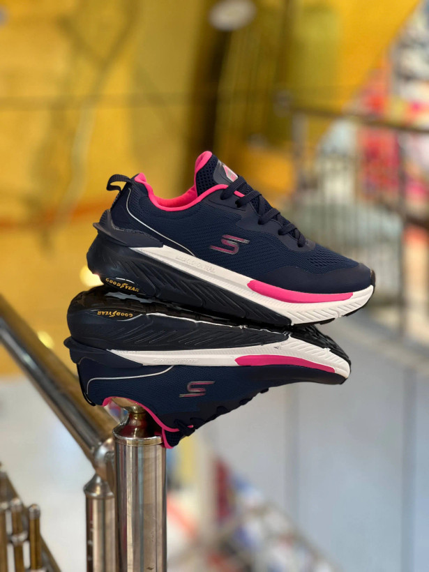 کفش اسکیچرز طبی گود یر اسلیپ اینز مسترکوالیتی /Skechers Slip-ins Good Year/ سایز 37 الی 40/ فروش عمده و تک