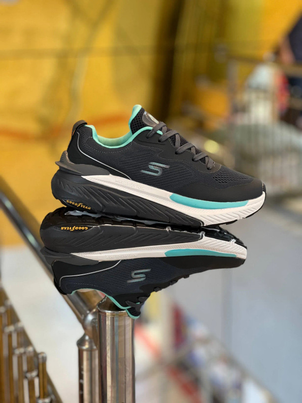 کفش اسکیچرز طبی گود یر اسلیپ اینز مسترکوالیتی /Skechers Slip-ins Good Year/ سایز 37 الی 40/ فروش عمده و تک