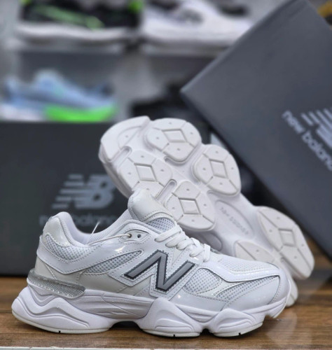 کتونی نیوبالانس 9060 مسترکوالیتی /Newbalance 9060/سایز40 الی 45/ فروش عمده و تک