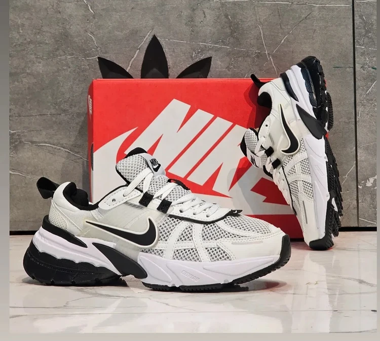 کتونی رانینگ نایک وی تو کی مسترکوالیتی /سایز 37 الی 45/Nike V2k Run/ فروش عمده و تک