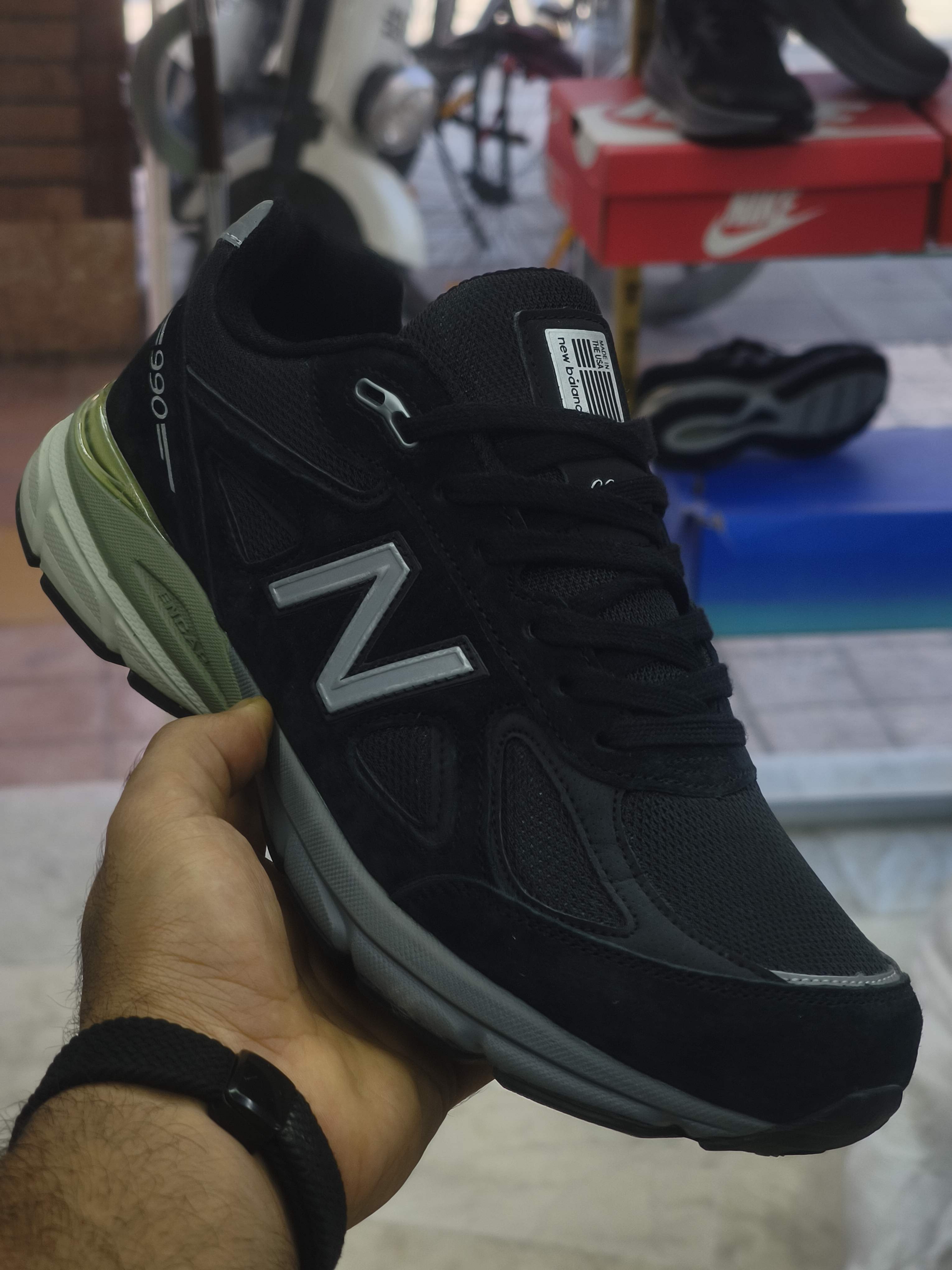 کتونی نیوبالانس ۹۹۰ مسترکوالیتی دوخت وسط لیبل امریکا /سایز 40 الی ۴۵/New Balance 990/ فروش عمده و تک
