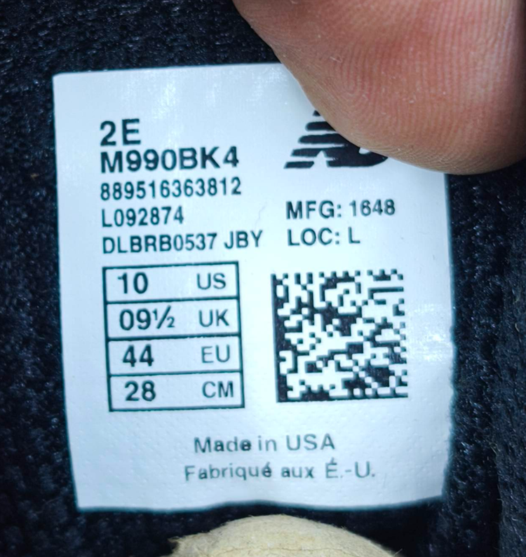 کتونی نیوبالانس ۹۹۰ مسترکوالیتی دوخت وسط لیبل امریکا /سایز 40 الی ۴۵/New Balance 990/ فروش عمده و تک