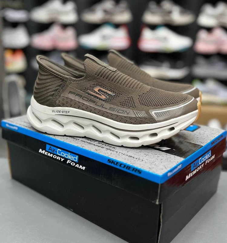 کتونی اسکیچرز بدون بند گو واک مسترکوالیتی /سایز 40 الی 45/Skechers Go Walk/ فروش عمده و تک