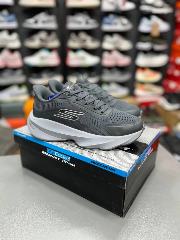کتونی اسکیچرز هایپر برست مسترکوالیتی /سایز 40 الی 45/Skechers Hyper Burst/ فروش عمده و تک