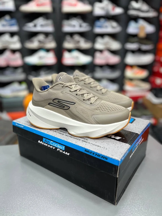 کتونی اسکیچرز هایپر برست مسترکوالیتی /سایز 40 الی 45/Skechers Hyper Burst/ فروش عمده و تک