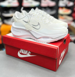 کتونی نایک زوم ایکس لبخندی مسترکوالیتی /Nike Zoom X/سایز 37 تا 40/ فروش عمده و تک