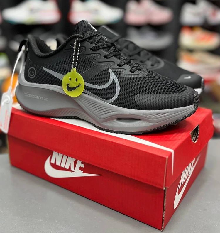 کتونی نایک زوم ایکس لبخندی مسترکوالیتی /Nike Zoom X/سایز 37 تا 40/ فروش عمده و تک