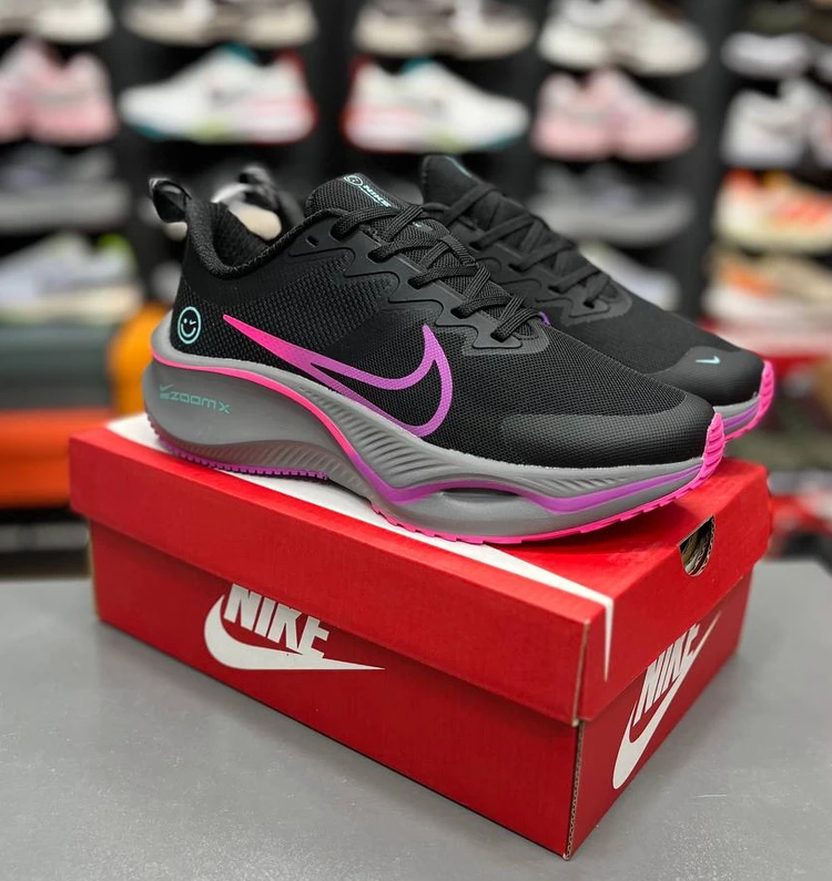 کتونی نایک زوم ایکس لبخندی مسترکوالیتی /Nike Zoom X/سایز 37 تا 40/ فروش عمده و تک