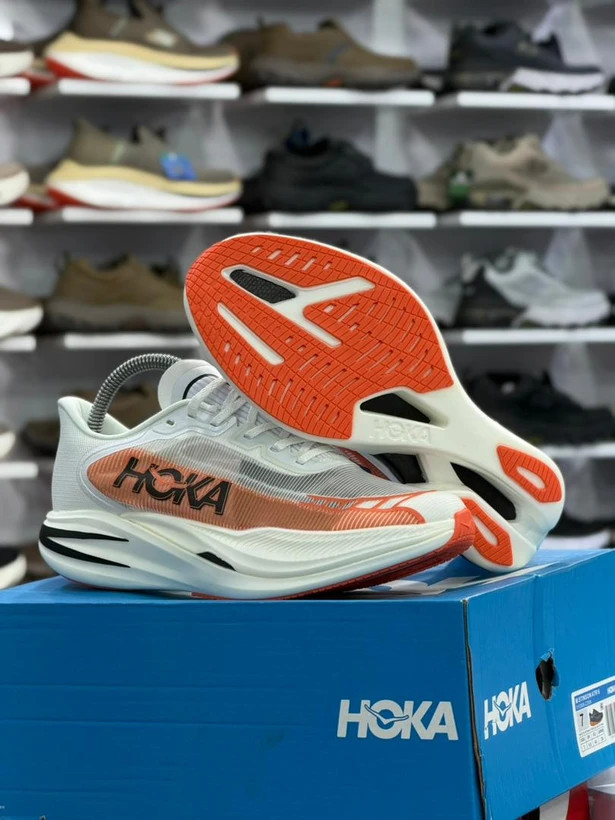 کتونی هوکا سیلو ایکس وان مسترکوالیتی /Hoka Cielo X1/سایز 40 الی 45/ فروش عمده و تک