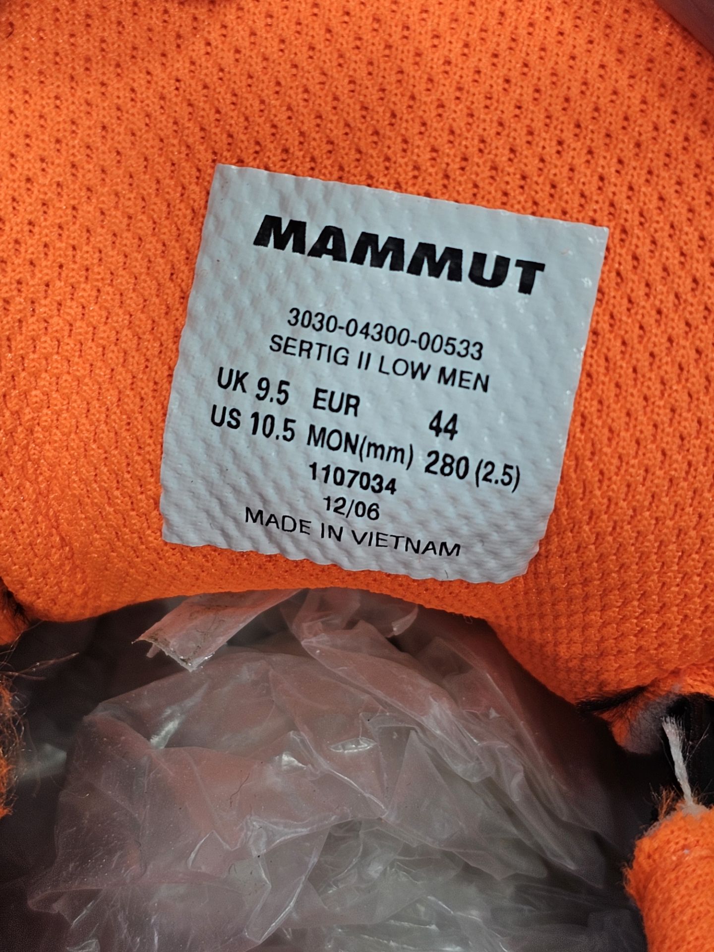 کتونی  ماموت مردانه سرتیگ 2 مسترکوالیتی/ Mammut Sertig II/ سایز ۴۰ الی ۴۵/ فروش عمده و تک