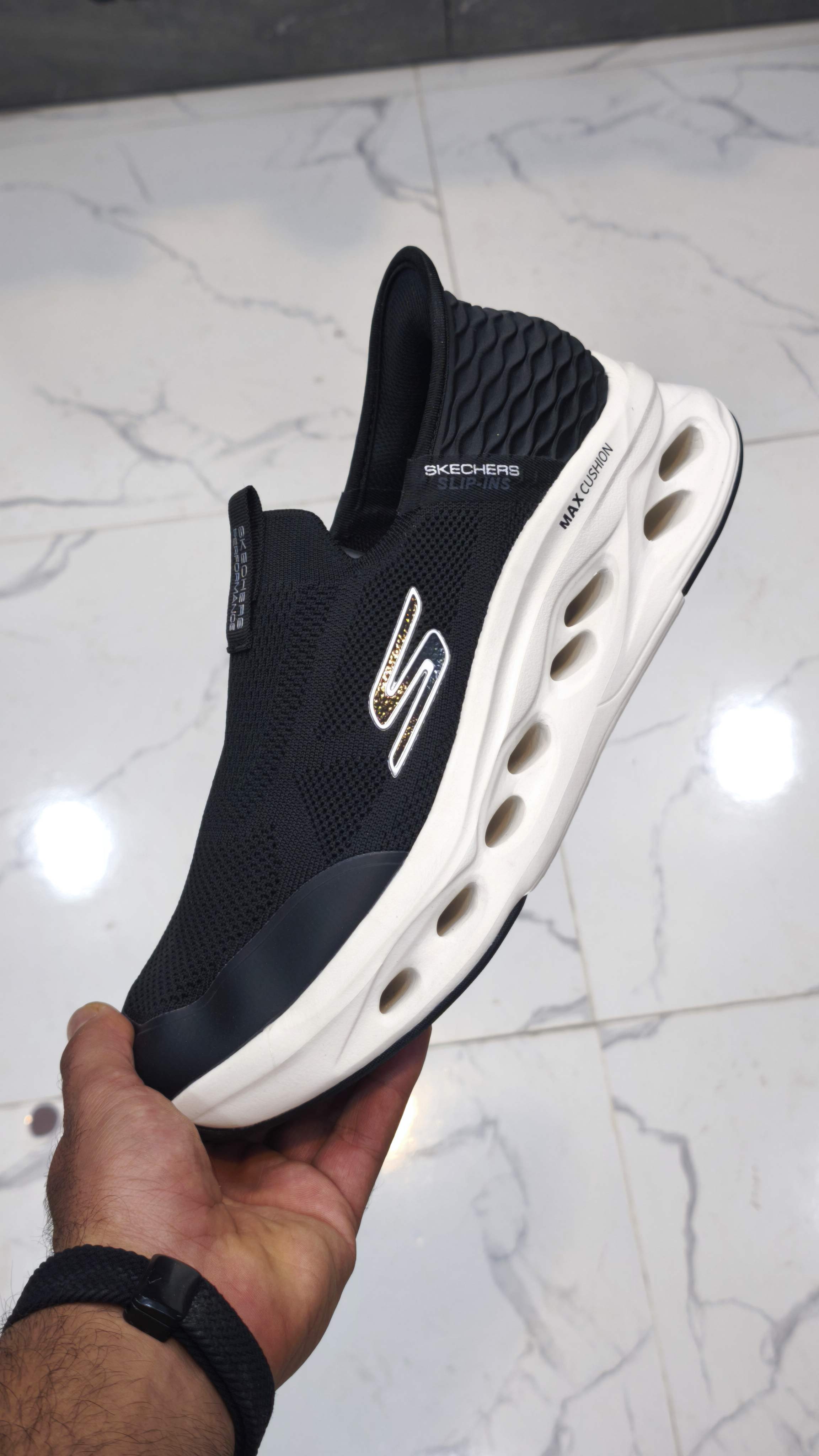 کفشی طبی اسکیچرز اسلیپ اومو /سایز 40 الی 45/Skechers Slip-ins Uomo
