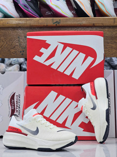 کتونی نایک زوم اینوینسیبل ران 3 مسترکوالیتی / سایز 40 الی 45 / Nike Zoomx Invincible Run 3 / فروش عمده و تک