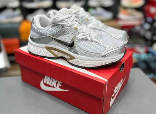 کتونی نایک وی فایو کی مسترکوالیتی /سایز 37 الی 40/Nike V5k Run/ فروش عمده و تک