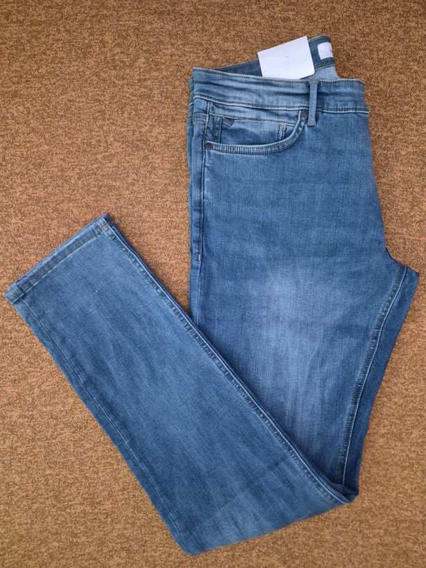 شلوار جین اورجینال مردانه برند Jules Jeans مدل راسته اسلیم رنگ آبی سنگشور کشی (سایز ۴۲)