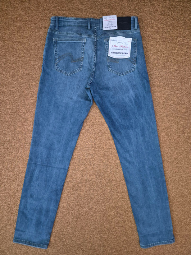 شلوار جین اورجینال مردانه برند Jules Jeans مدل راسته اسلیم رنگ آبی سنگشور کشی (سایز ۴۲)