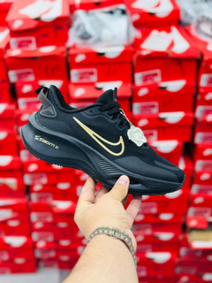 کتونی نایک زوم ایکس لبخندی مسترکوالیتی /Nike Zoom X/سایز 40 تا 45/ فروش عمده و تک
