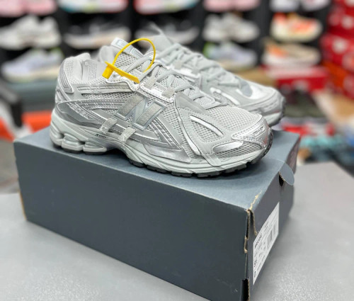 کتونی نیوبالانس 1906A مسترکوالیتی /سایز 40الی ۴۵/New Balance 1906A/ فروش عمده و تک