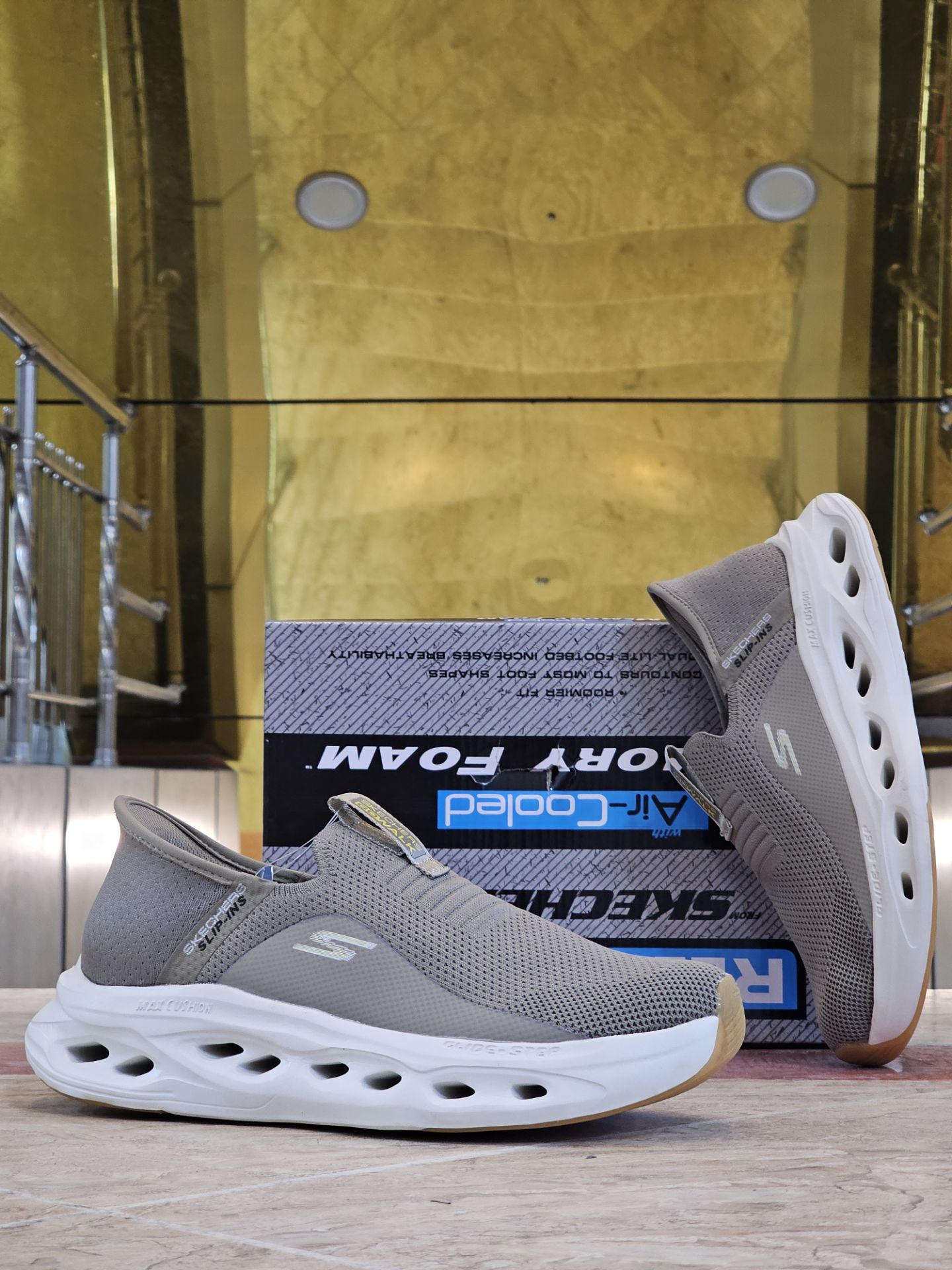 کتونی راحتی اسکیچرز بدون بند گو واک مسترکوالیتی /سایز 40 الی 45/Skechers Go Walk/ فروش عمده و تک