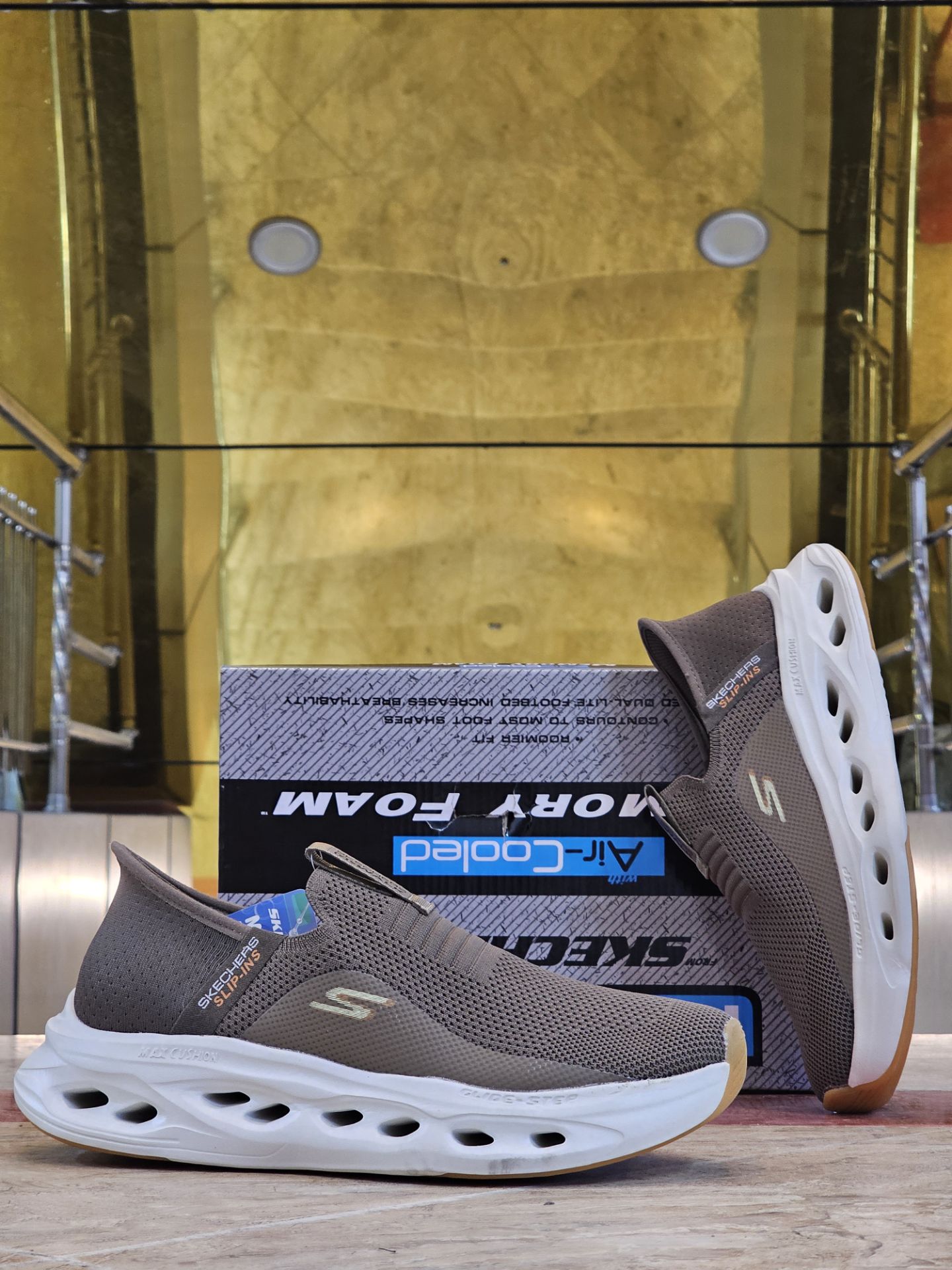 کتونی راحتی اسکیچرز بدون بند گو واک مسترکوالیتی /سایز 40 الی 45/Skechers Go Walk/ فروش عمده و تک
