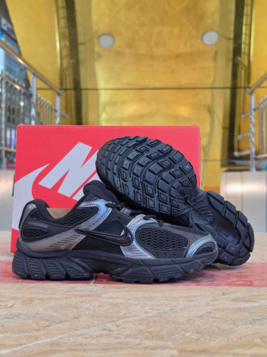 کتونی نایک V5 RNR مسترکوالیتی / سایز 40 الی 45 / Nike V5 RNR / فروش عمده و تک