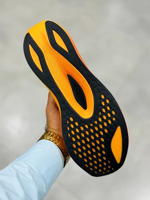 کتونی اسیکس مجیک اسپید مسترکوالیتی /سایز 40 الی 45/Asics Magic Speed / فروش عمده و تک