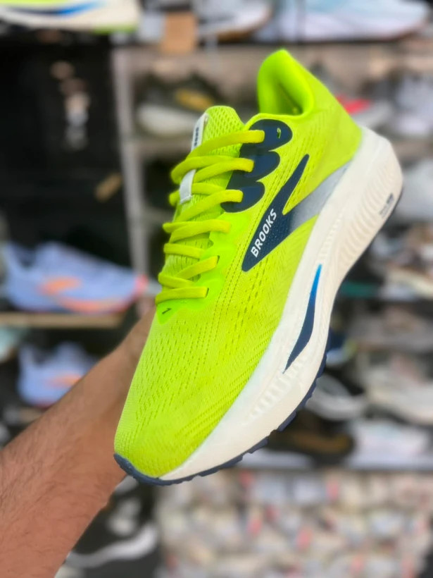 کتونی رانینگ مسترکوالیتی بروکس گاست 17 /Brooks Ghost 17/سایز 40 الی 45/ فروش عمده و تک