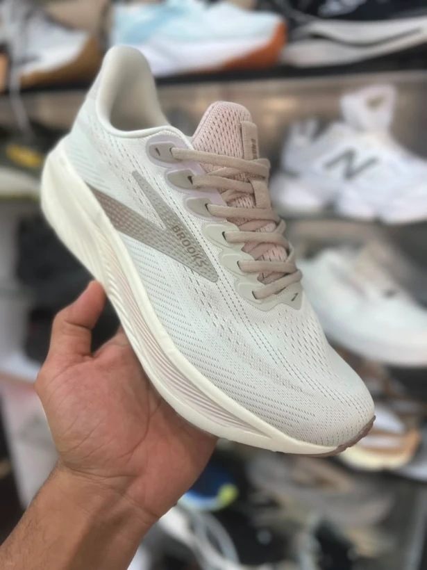 کتونی رانینگ مسترکوالیتی بروکس گاست 17 /Brooks Ghost 17/سایز 40 الی 45/ فروش عمده و تک