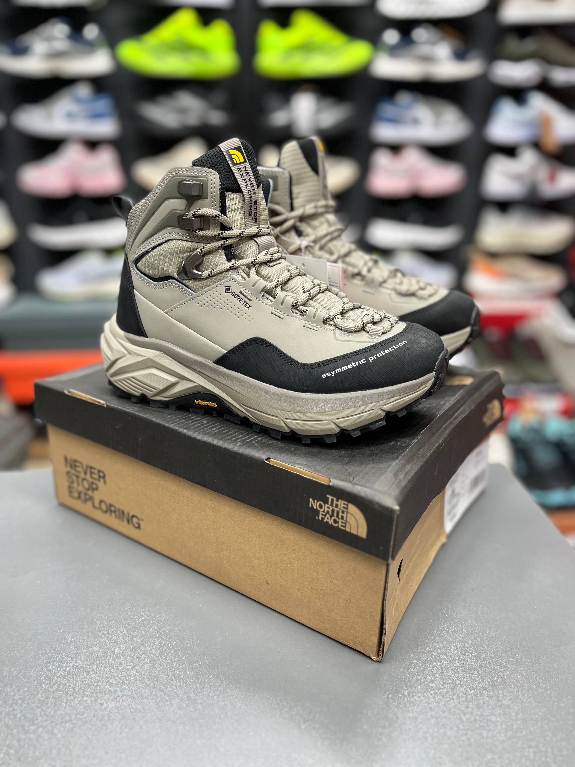 بوت نورث فیس ضدآب مسترکوالیتی/سایز 40 الی 45/ The North Face Boot/ فروش عمده و تک