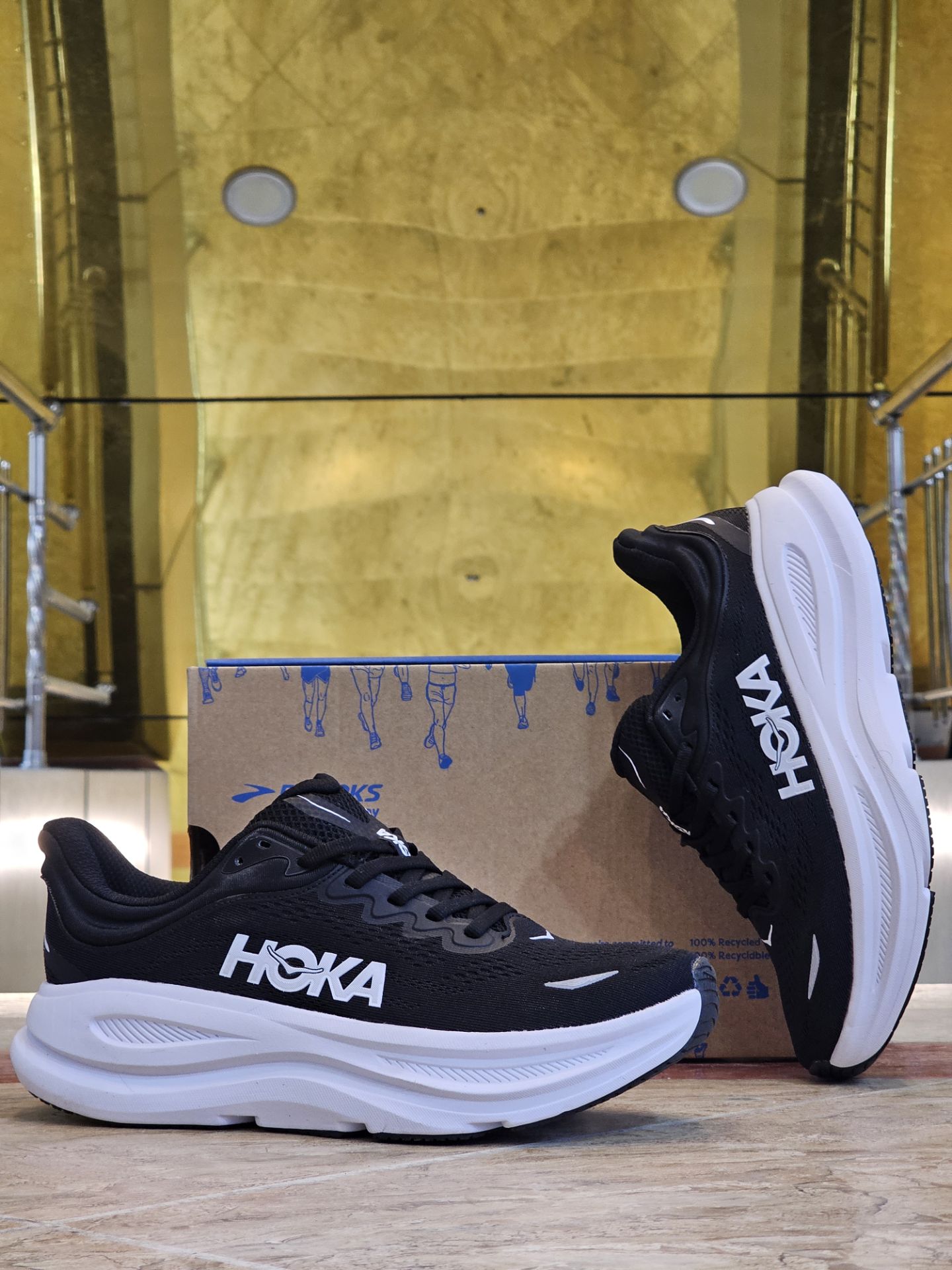 کتونی وارداتی هوکا باندی 9 مسترکوالیتی /سایز 40 تا 45/Hoka Bondi 9/ فروش عمده و تک