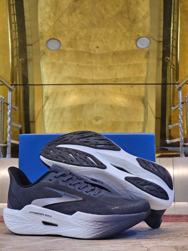 خرید کتونی بروکس هایپریون مکس مسترکوالیتی/ هشت رنگ جذاب /Brooks Hyperion Max/سایز 40 الی 45/ فروش عمده و تک