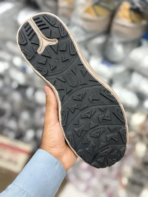 کتونی طبیعت گردی کلمبیا ترمو ضدآب/سایز 40 الی 45/Columbia GORE-TEX/ فروش عمده و تک