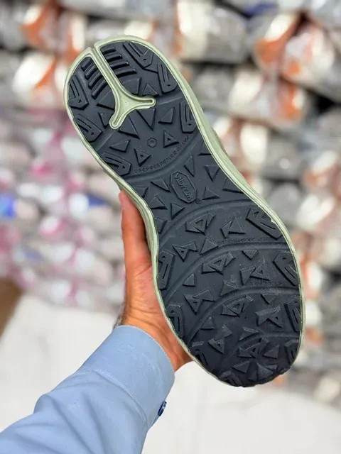 کتونی طبیعت گردی کلمبیا ترمو ضدآب/سایز 40 الی 45/Columbia GORE-TEX/ فروش عمده و تک
