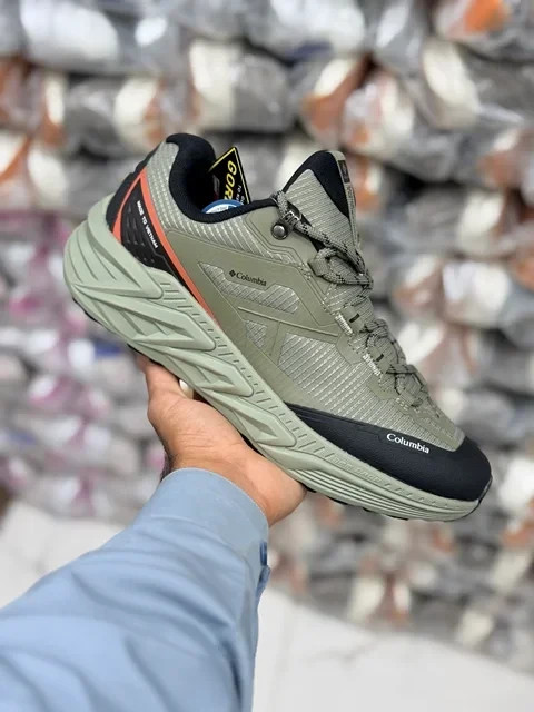 کتونی طبیعت گردی کلمبیا ترمو ضدآب/سایز 40 الی 45/Columbia GORE-TEX/ فروش عمده و تک