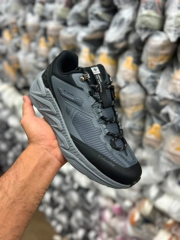 کتونی طبیعت گردی کلمبیا ترمو ضدآب/سایز 40 الی 45/Columbia GORE-TEX/ فروش عمده و تک