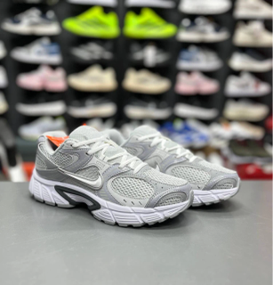 کتونی نایک V5 RNR مسترکوالیتی / سایز 37 الی 45 / Nike V5 RNR / فروش عمده و تک