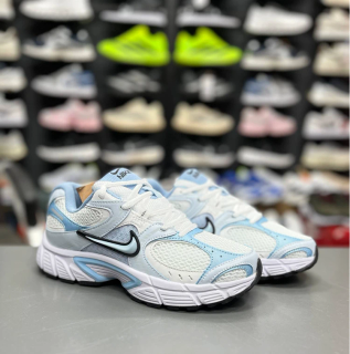 کتونی نایک V5 RNR مسترکوالیتی / سایز 37 الی 45 / Nike V5 RNR / فروش عمده و تک
