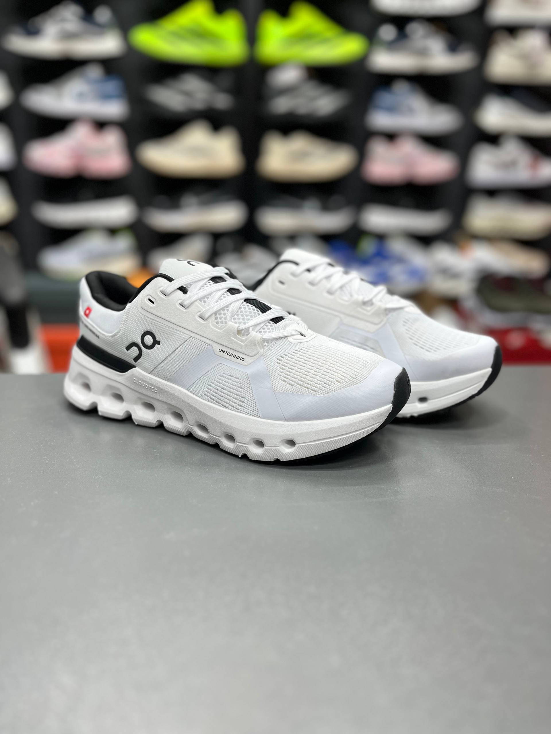 کتونی آن رانینگ کیوسی کلودرانر 2 مسترکوالیتی/On Running Cloudrunner 2/سایز 37 الی 45/ فروش عمده و تک