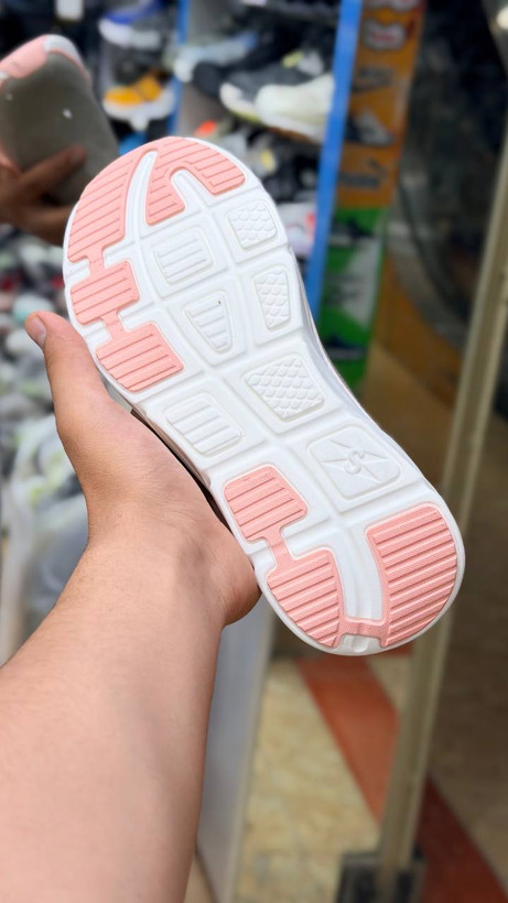 کتونی طبی اسکیچرز اسلیپ اینز بدون بند مسترکوالیتی /Skechers Slip-ins/ سایز 37 الی 40/ فروش عمده و تک