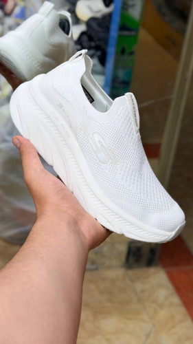 کتونی طبی اسکیچرز اسلیپ اینز بدون بند مسترکوالیتی /Skechers Slip-ins/ سایز 37 الی 40/ فروش عمده و تک